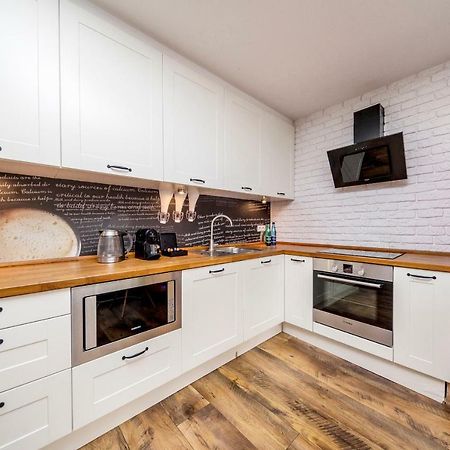 Apartament Ten By Your Freedom Warsawa Bagian luar foto